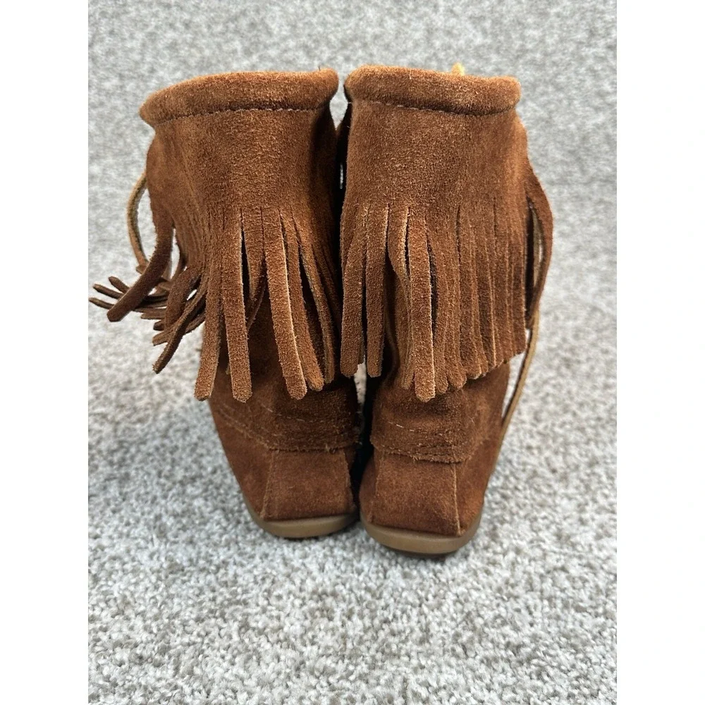 Minnetonka Moccasins Size 4 Kids Tramper Boot Suede Hard Sole